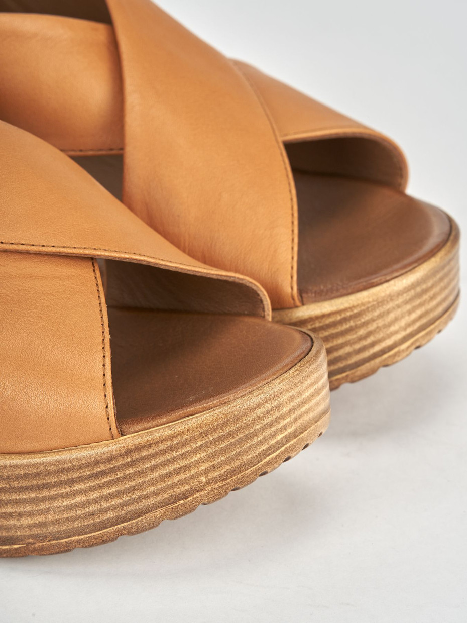 Wedge heels heel 6 cm brown leather