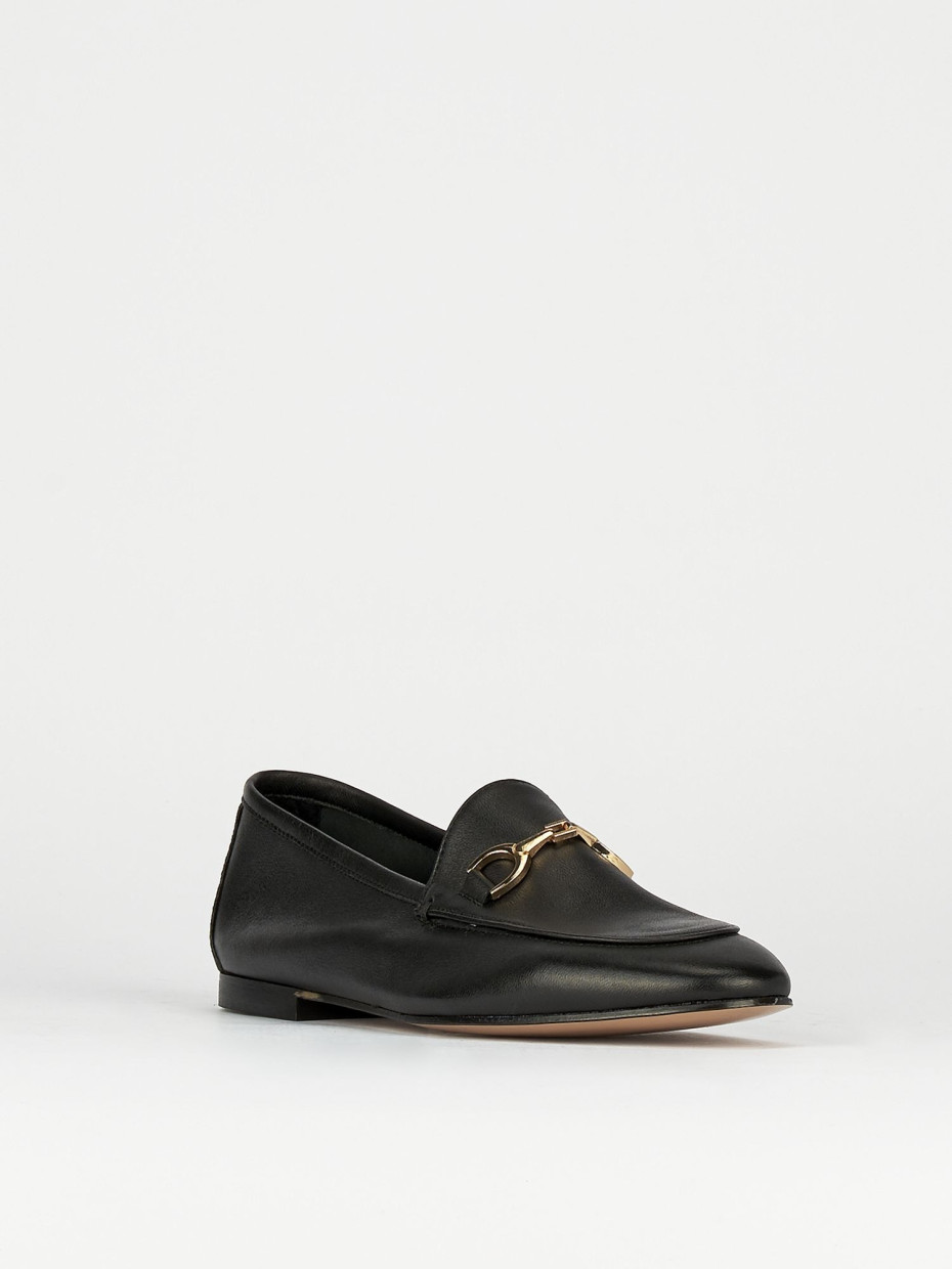 Loafers heel 1 cm black leather