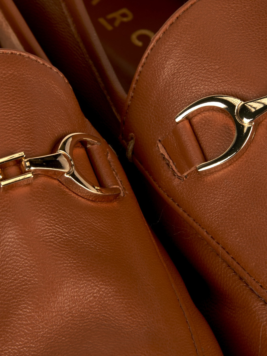 Loafers heel 1 cm brown leather