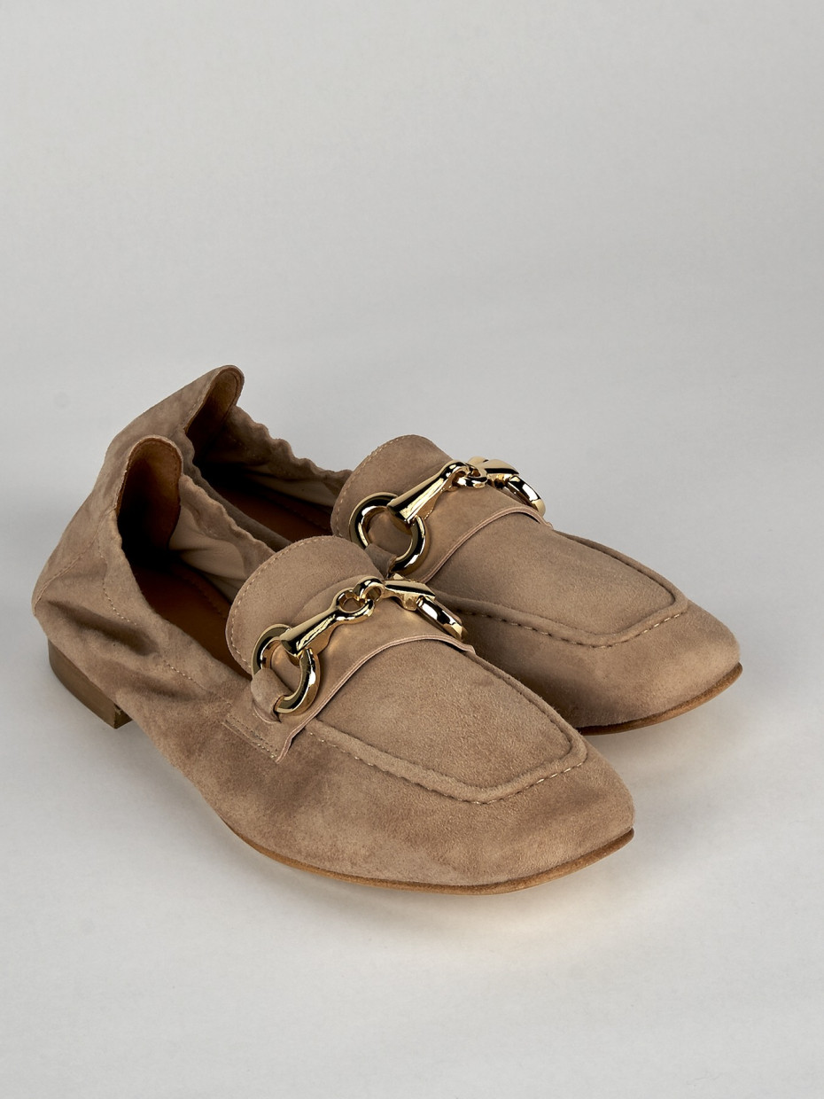Mocassino tacco 1 cm beige camoscio