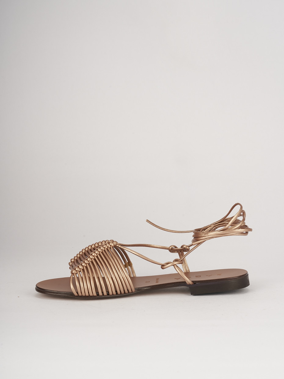 Low heel sandals heel 1 cm bronze leather