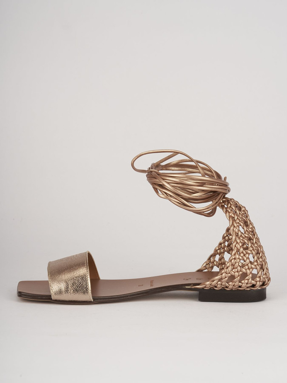 Low heel sandals heel 1 cm bronze leather