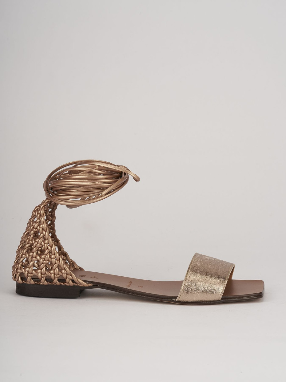 Low heel sandals heel 1 cm bronze leather