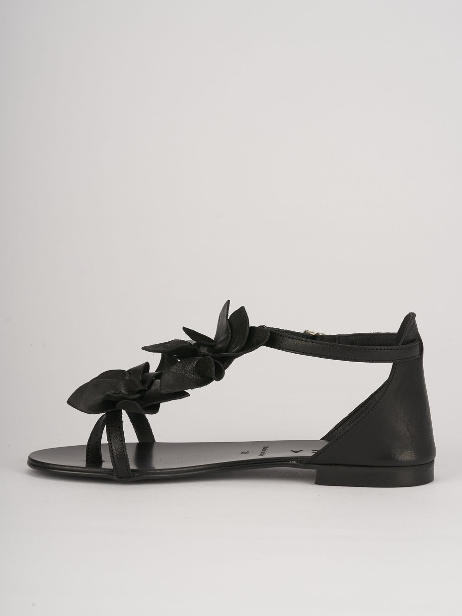 Low heel sandals heel 1 cm black leather