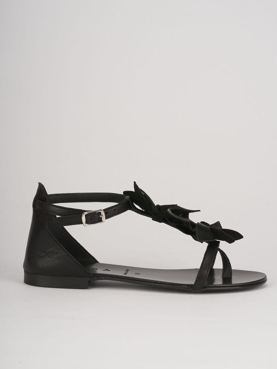 Low heel sandals heel 1 cm black leather