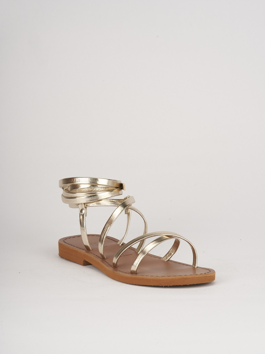 Low heel sandals heel 1 cm gold leather