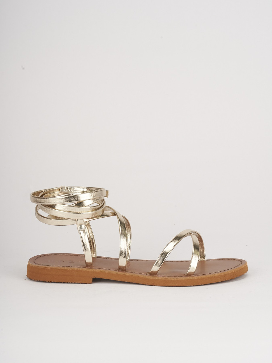 Low heel sandals heel 1 cm gold leather