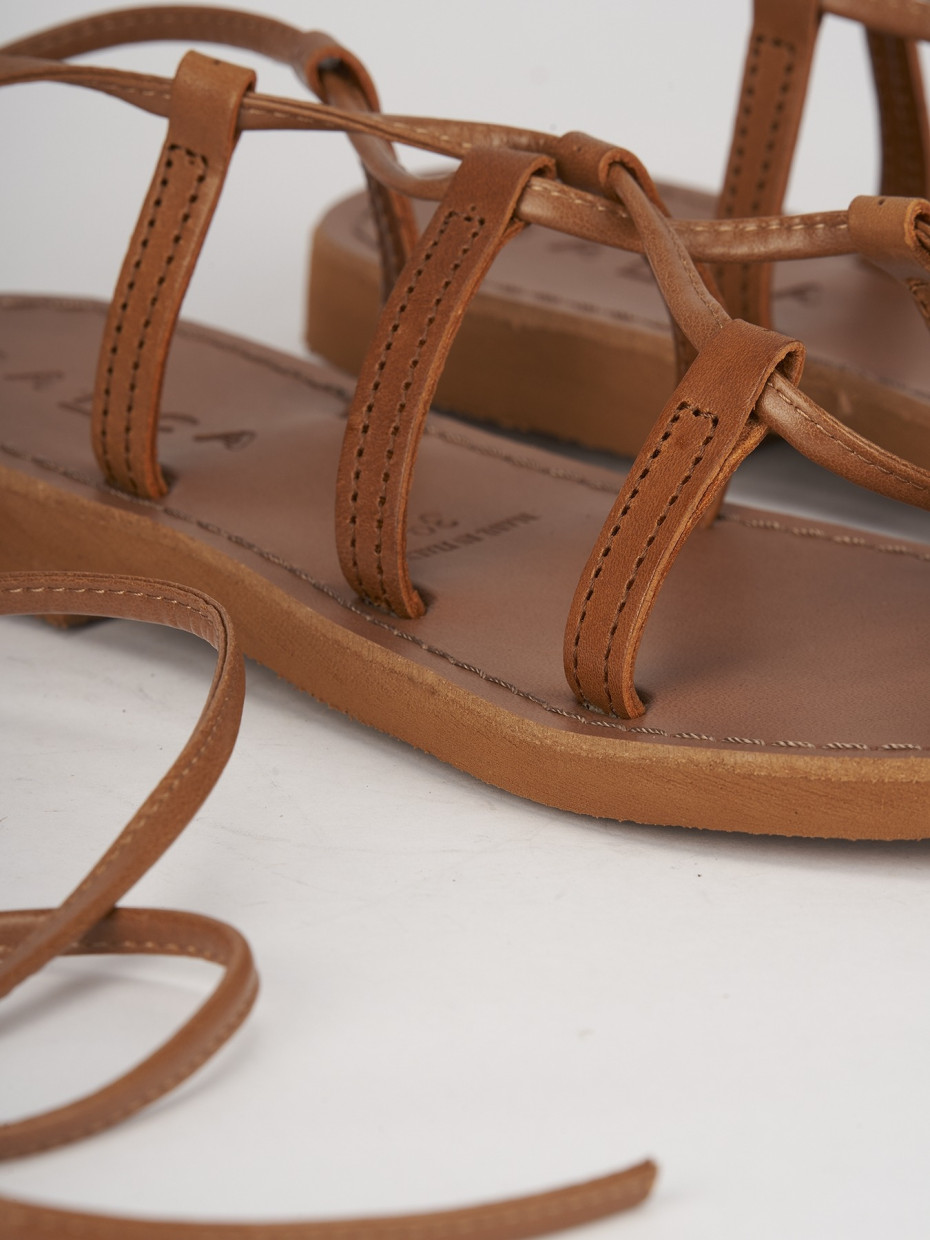 Sandali tacco 1cm pelle marrone