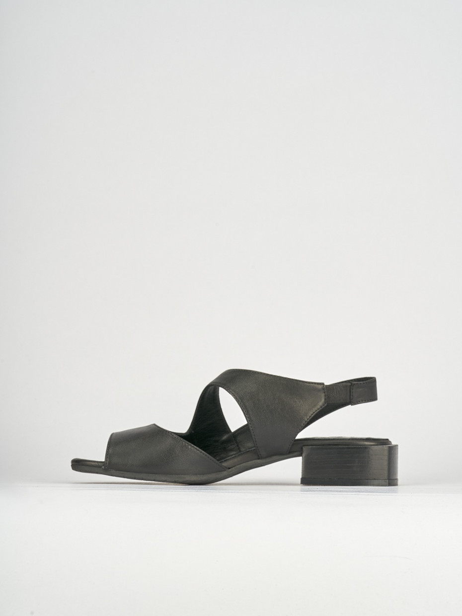 Sandali tacco 3cm pelle nero