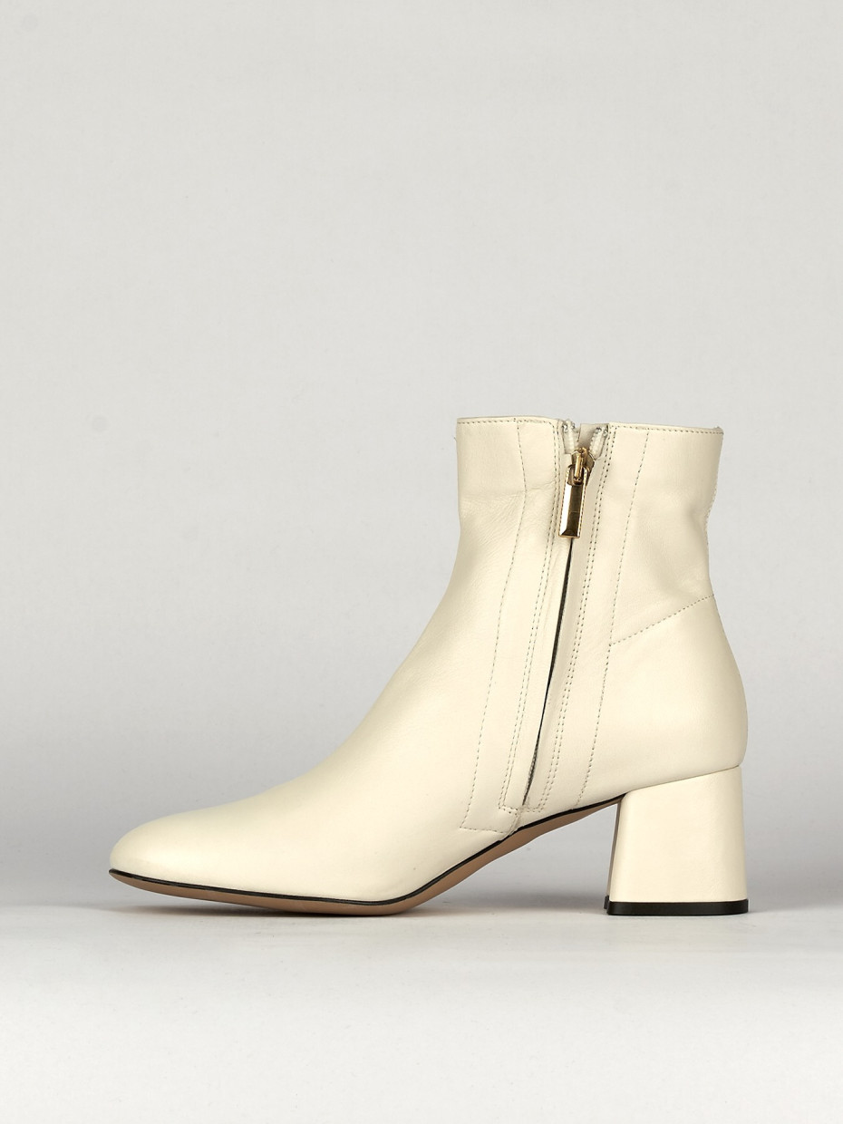 Stivaletti tacco 5cm pelle bianco