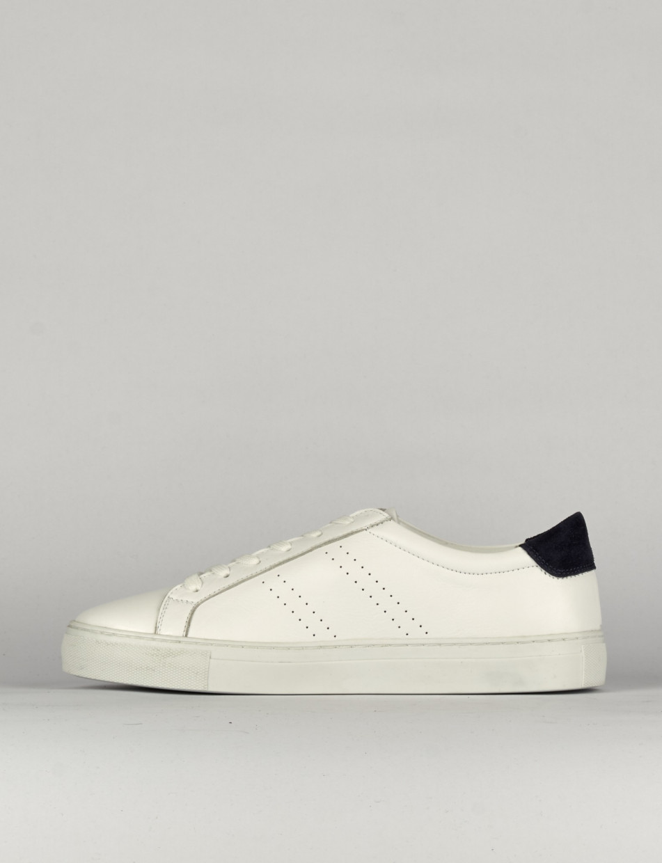 Sneakers white leather