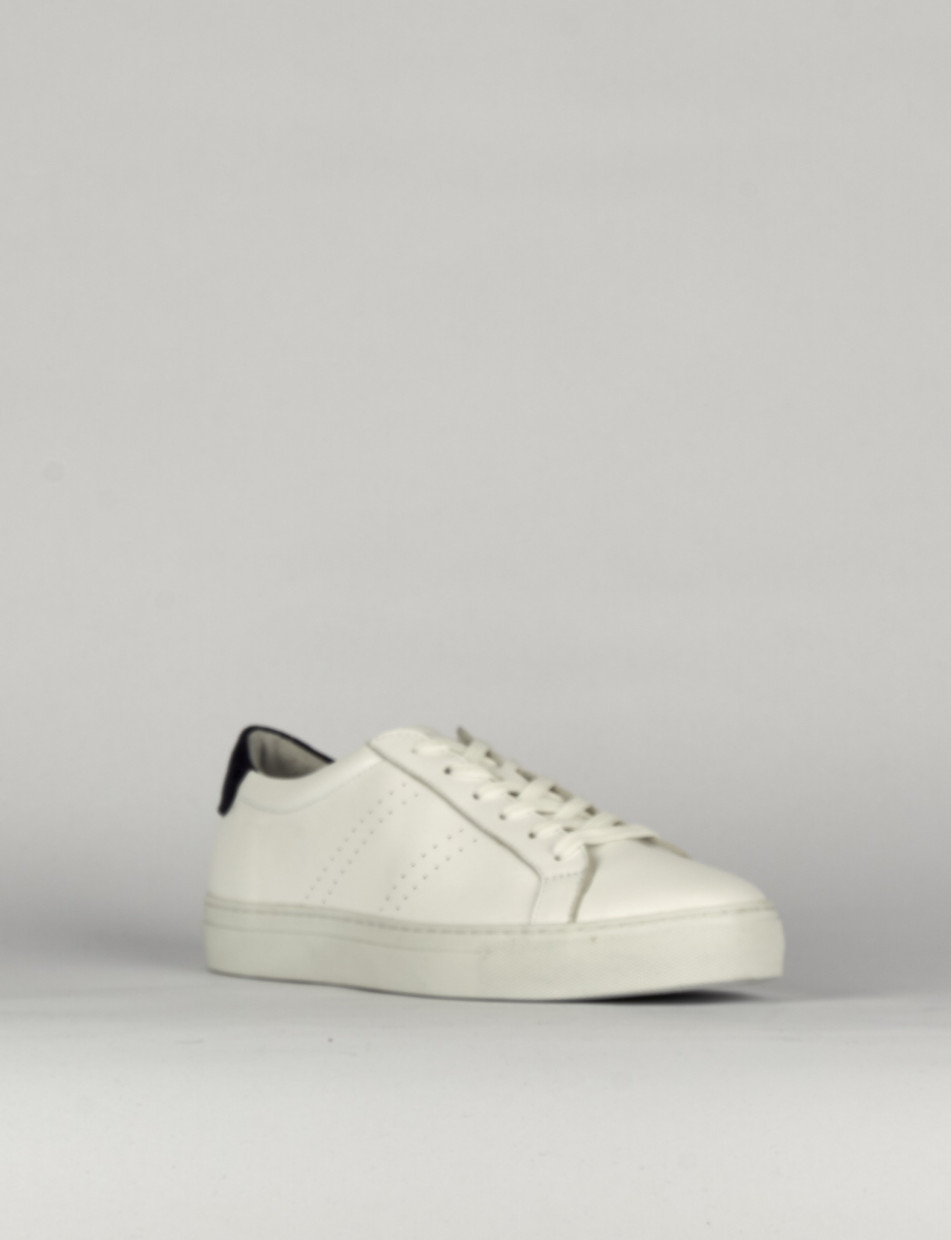 Sneakers white leather