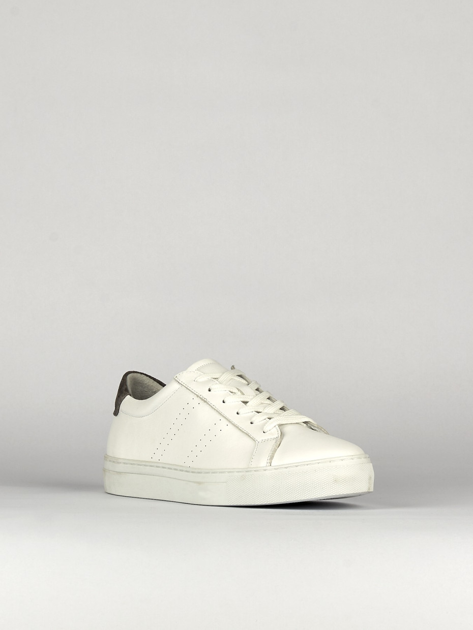 Sneakers white leather