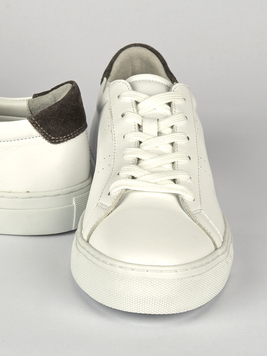 Sneakers white leather