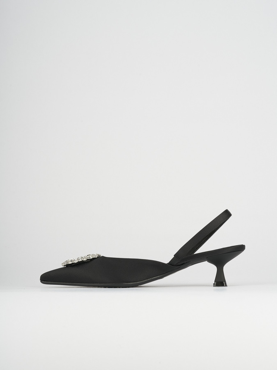 Pumps heel 5 cm black satin