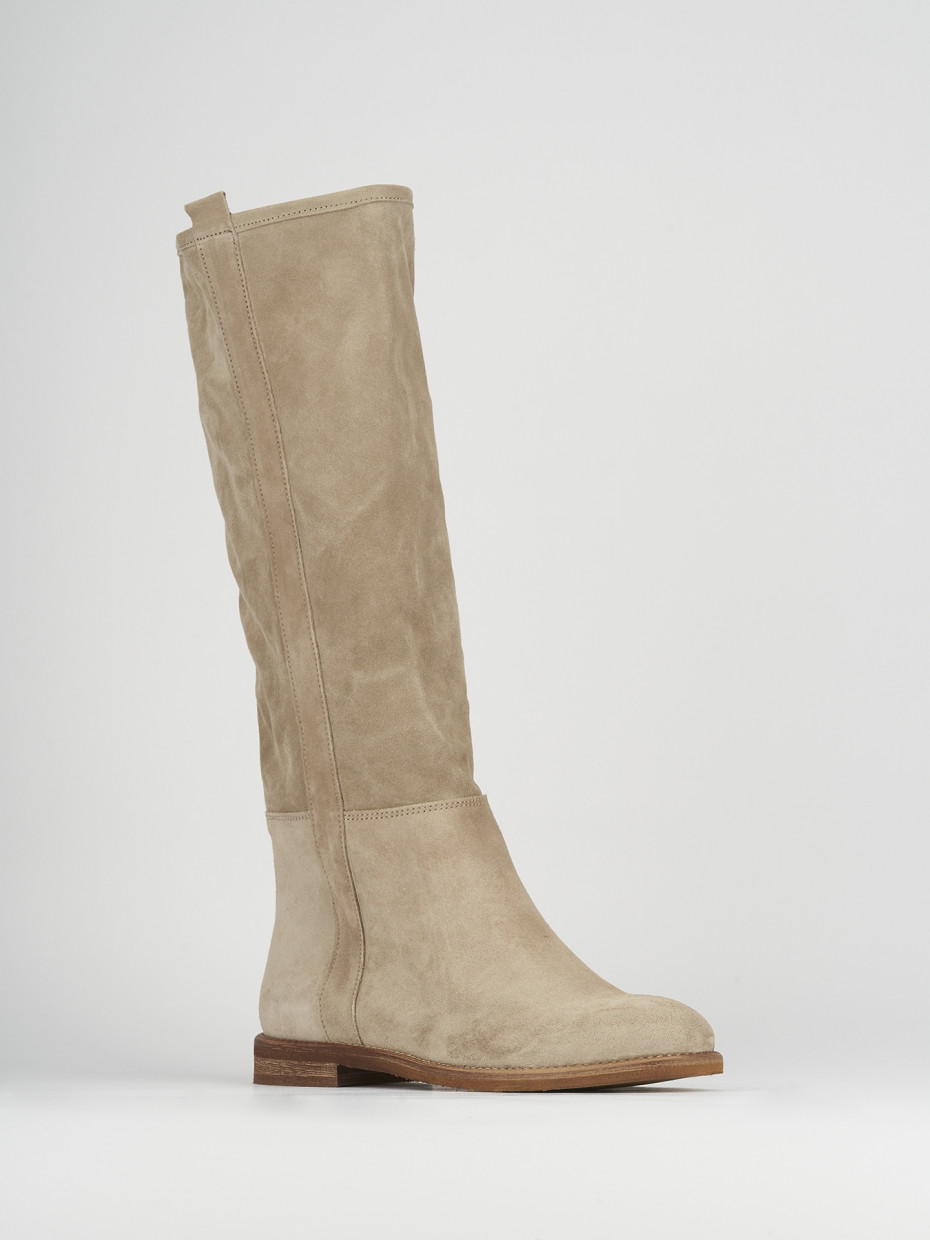 Low heel boots heel 2 cm beige chamois