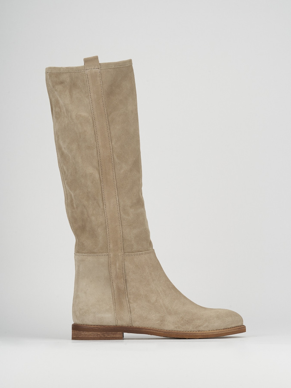 Low heel boots heel 2 cm beige chamois