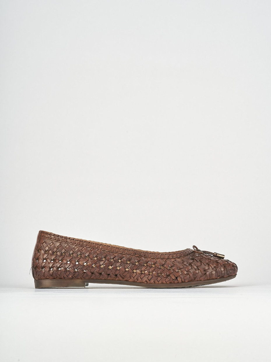 Flat shoes heel 1 cm brown leather