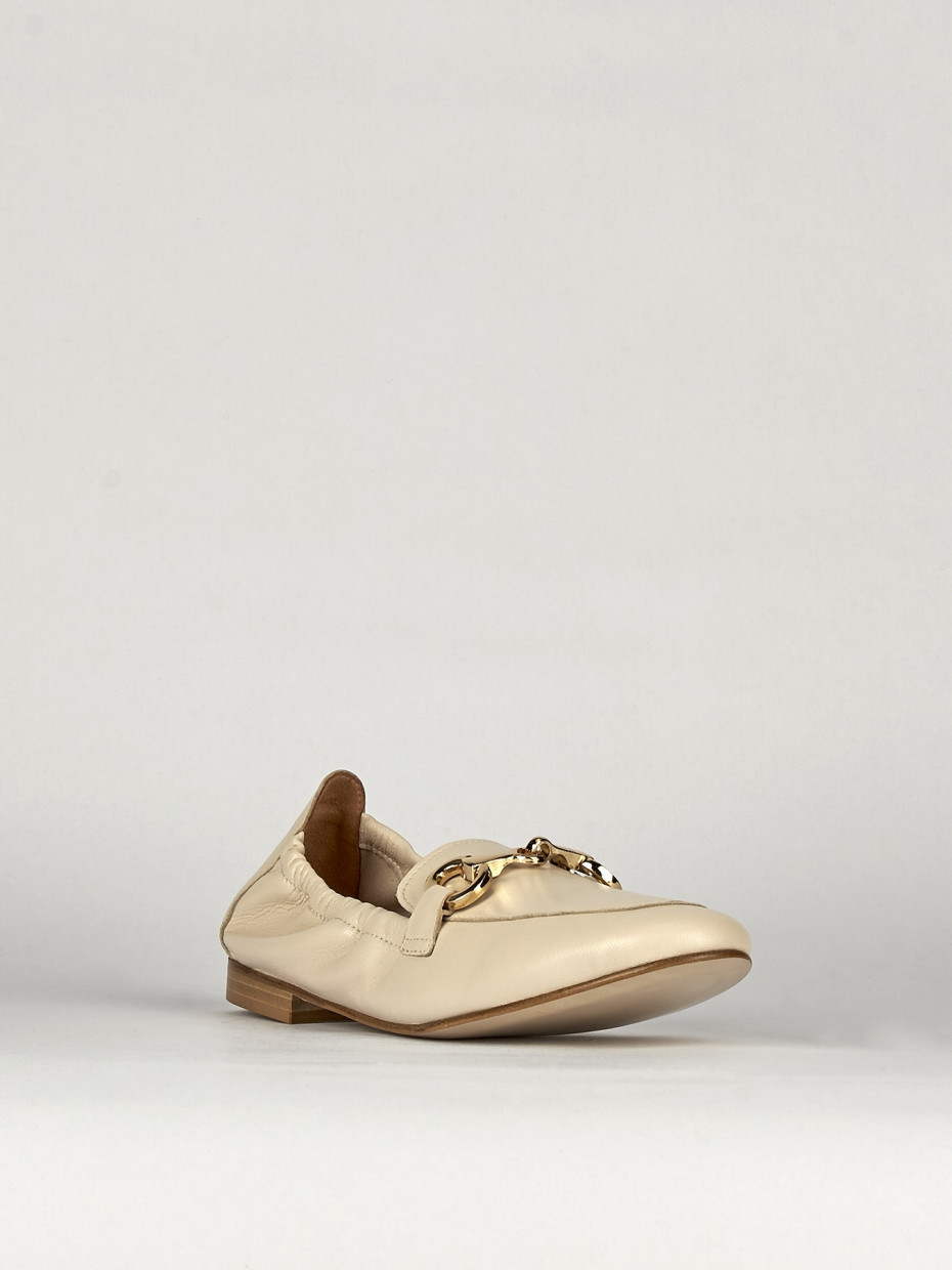 Loafers heel 1 cm beige leather