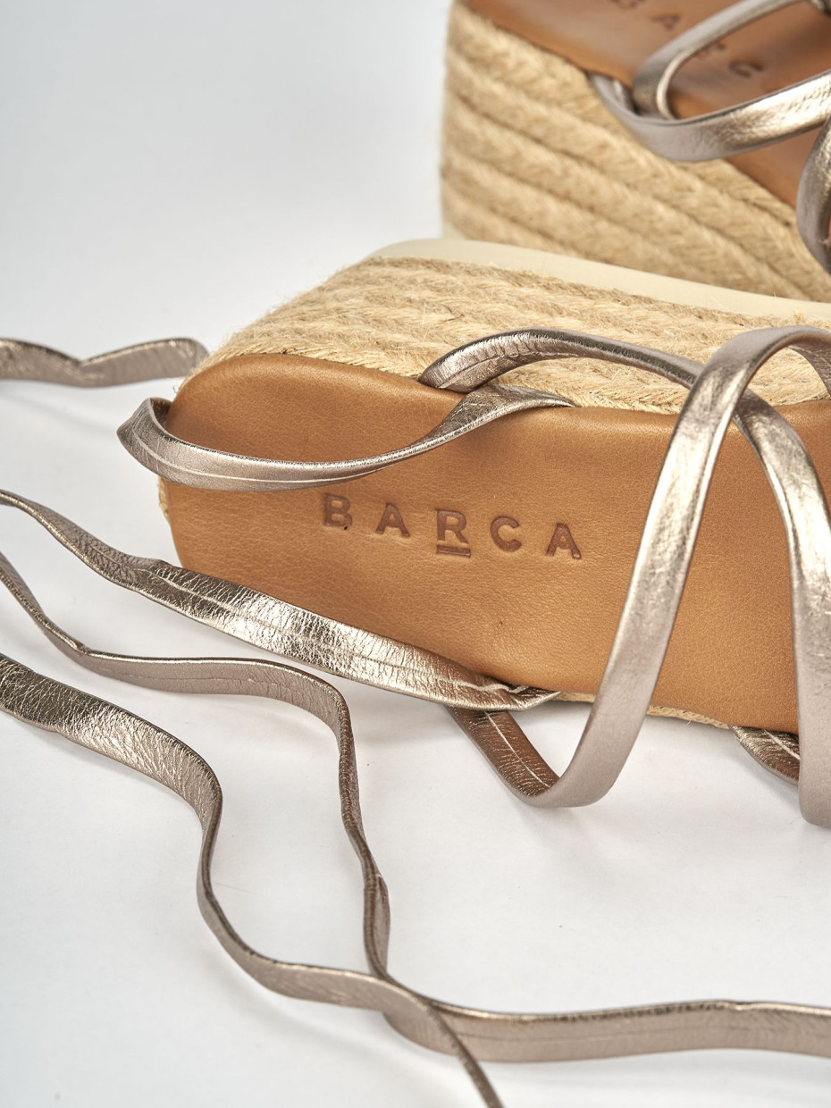 Wedge heels heel 5 cm gold leather