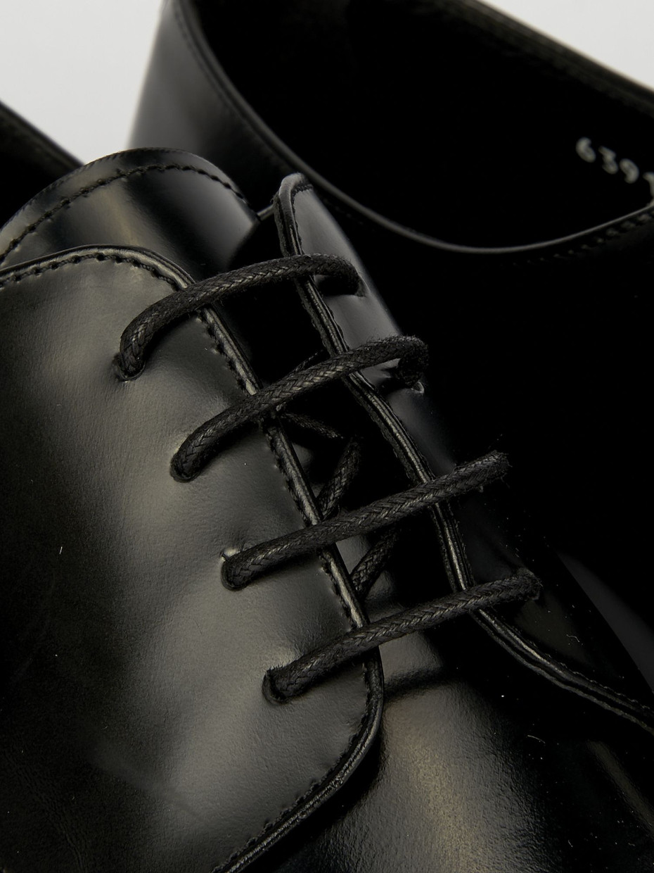 Lace-up shoes heel 2 cm black leather