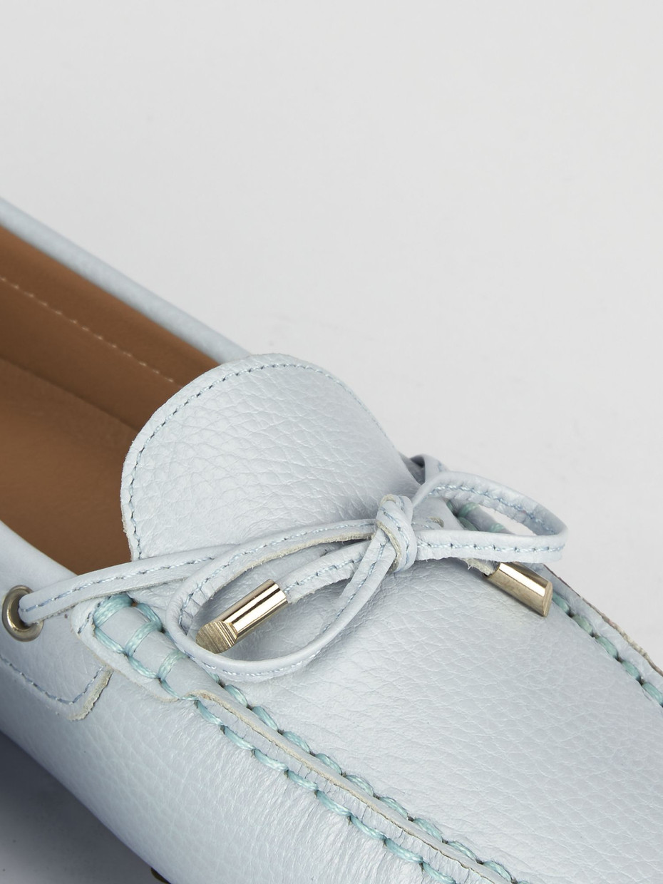 Mocassino tacco 1 cm azzurro camoscio