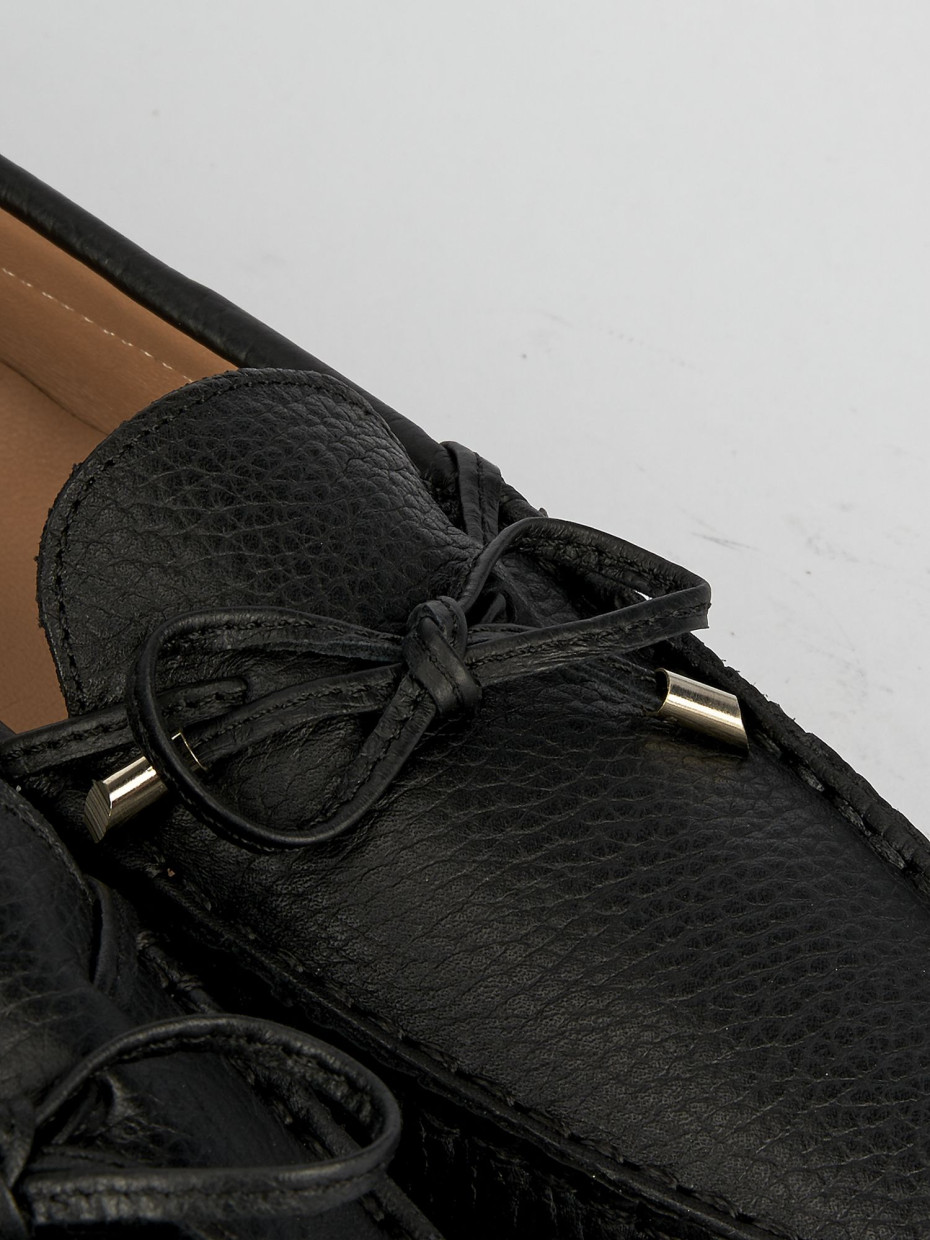 Loafers heel 1 cm black leather