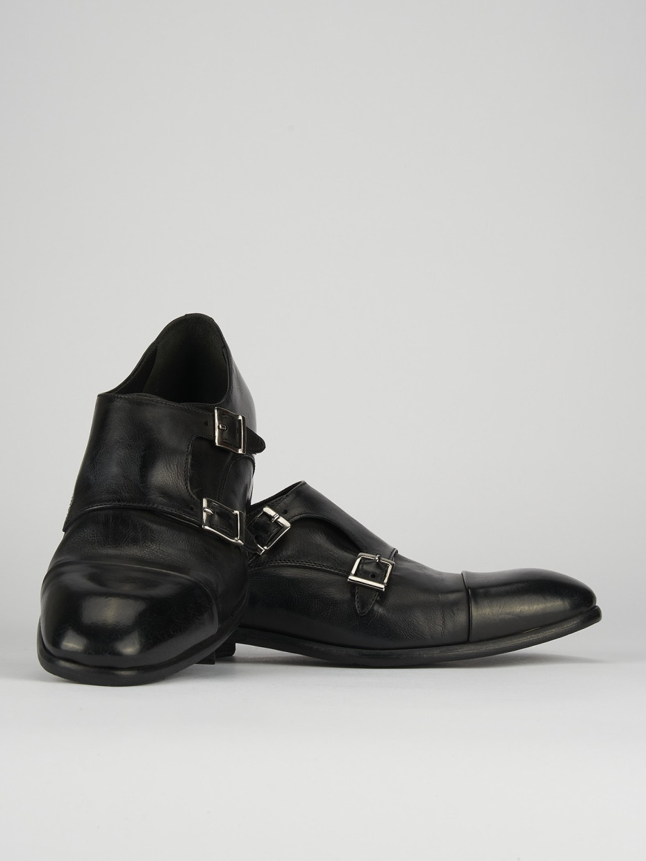 Loafers heel 2 cm black leather