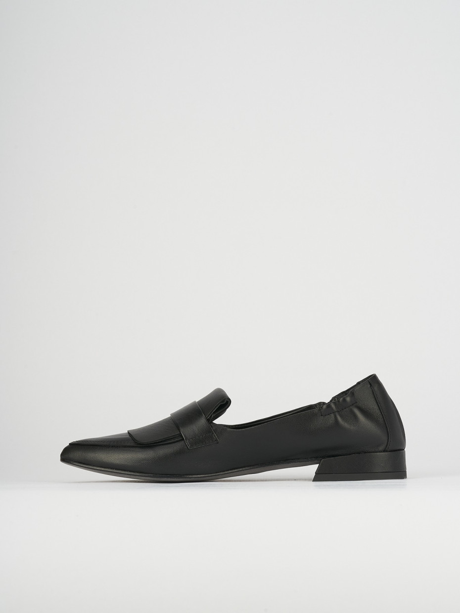 Mocassino tacco 1 cm nero pelle