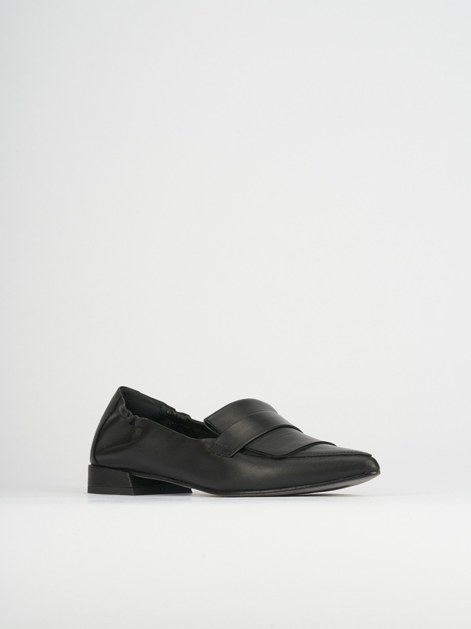 Mocassino tacco 1 cm nero pelle
