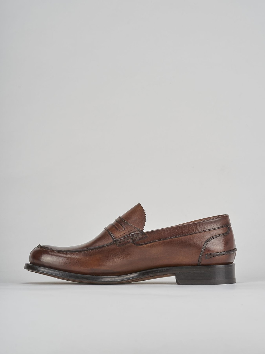 Mocassino tacco 2 cm marrone pelle