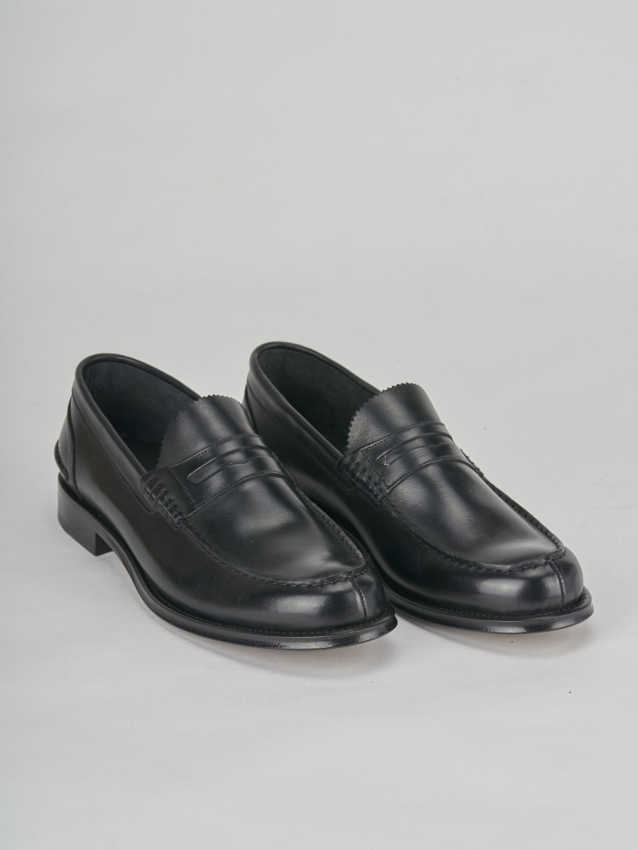 Mocassino tacco 2 cm nero pelle