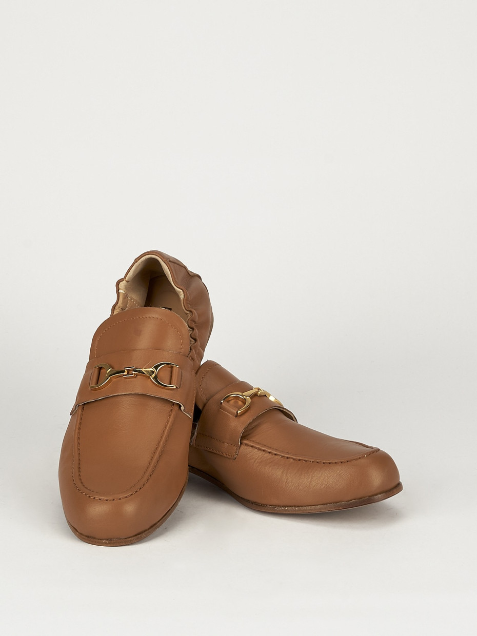 Mocassino tacco 1 cm marrone pelle