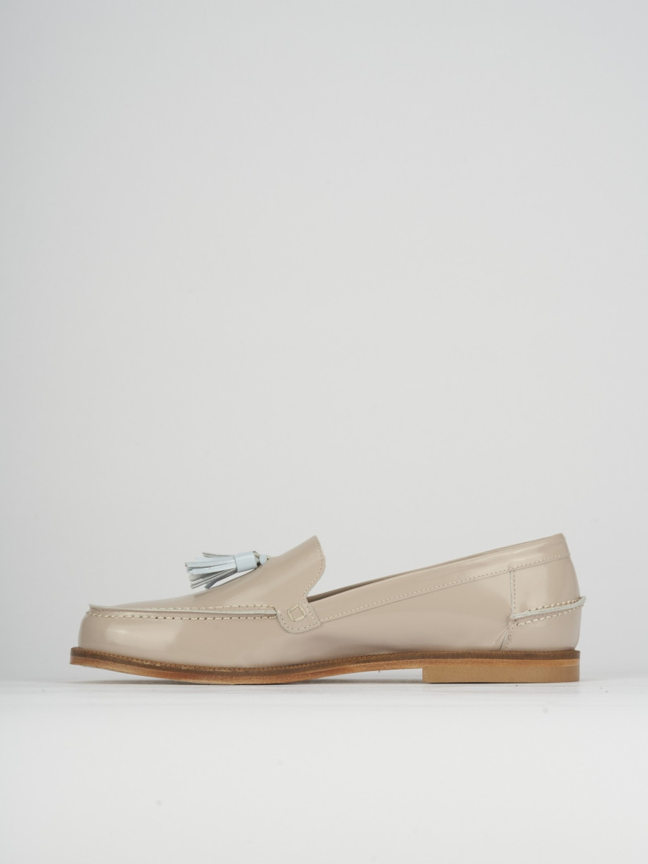 Mocassini tacco 2cm pelle beige