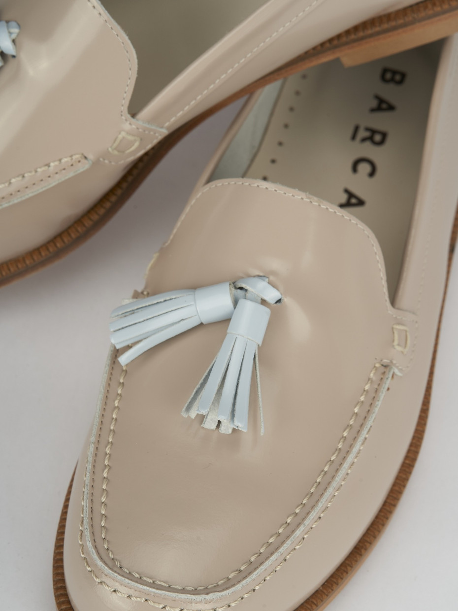 Mocassini tacco 2cm pelle beige