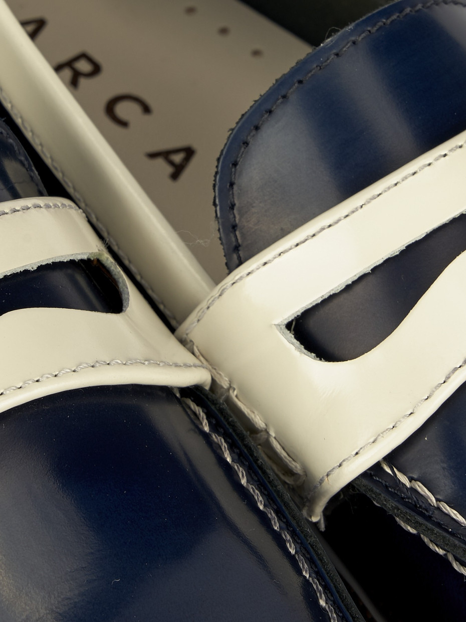 Mocassino tacco 1 cm blu pelle