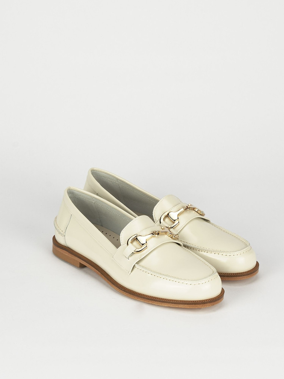 Mocassini tacco 2cm pelle beige
