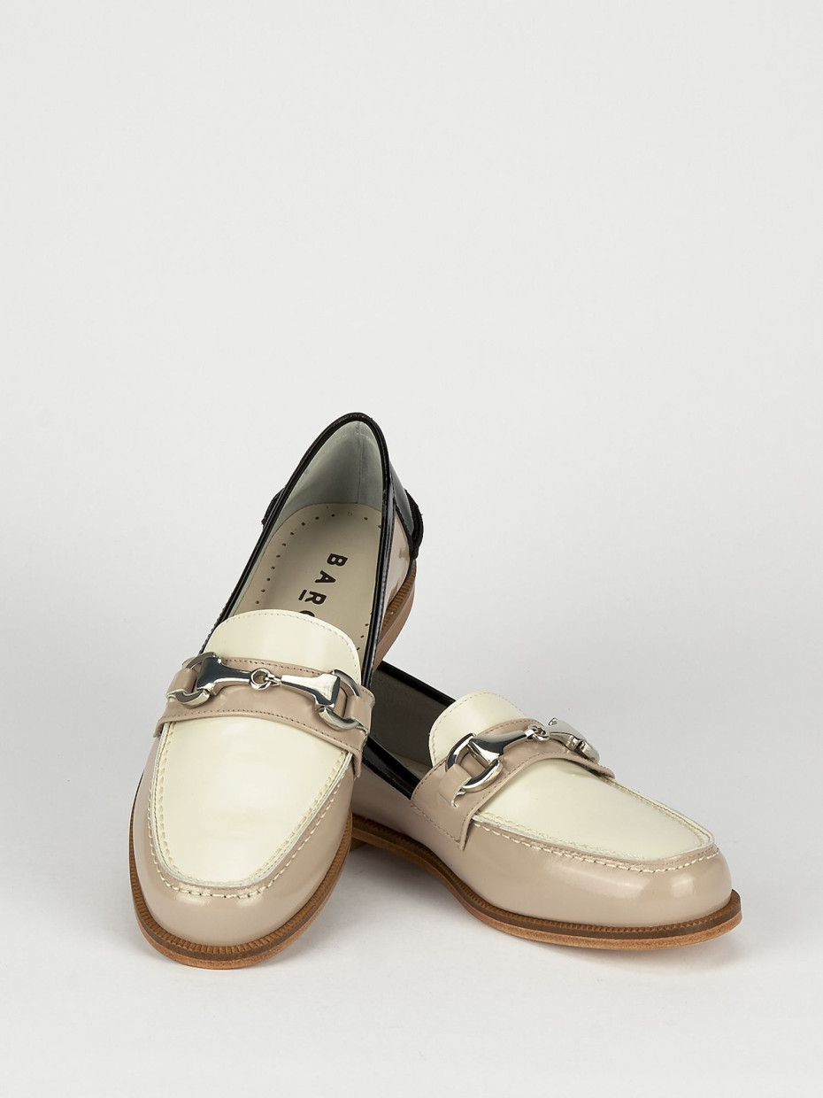 Mocassini tacco 2cm pelle beige