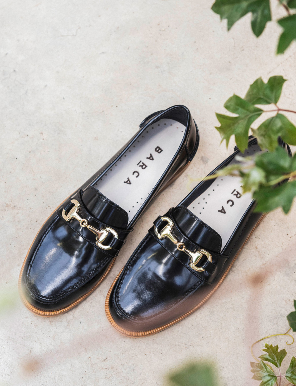 Loafers heel 2 cm black leather