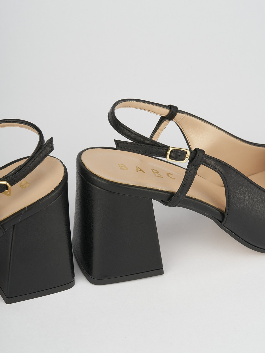 Décolleté e slingback tacco 8cm pelle nero