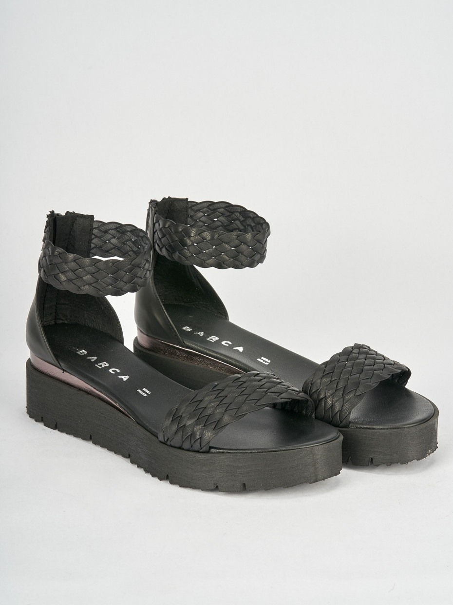 Low heel sandals heel 1 cm black leather