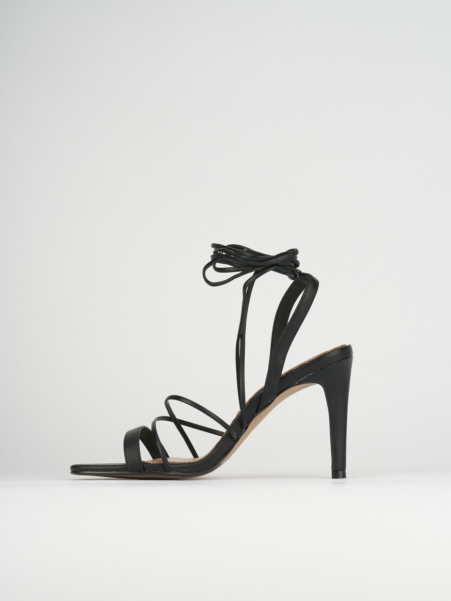 Sandalo tacco 8 cm nero pelle