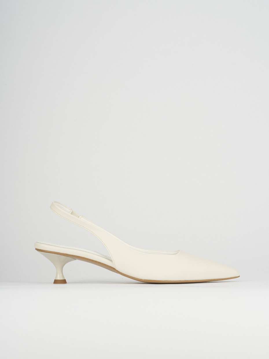 Pumps heel 5 cm white leather