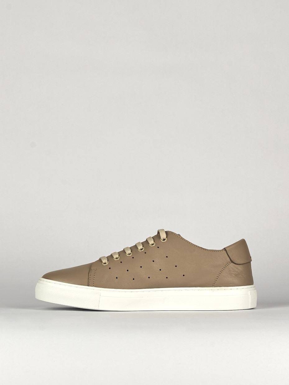 Sneakers beige leather