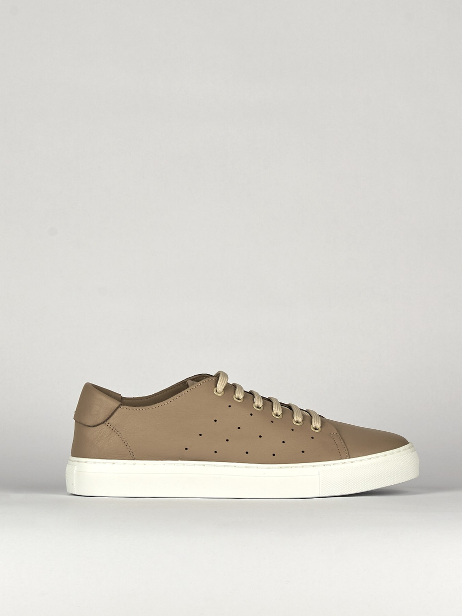 Sneakers beige leather