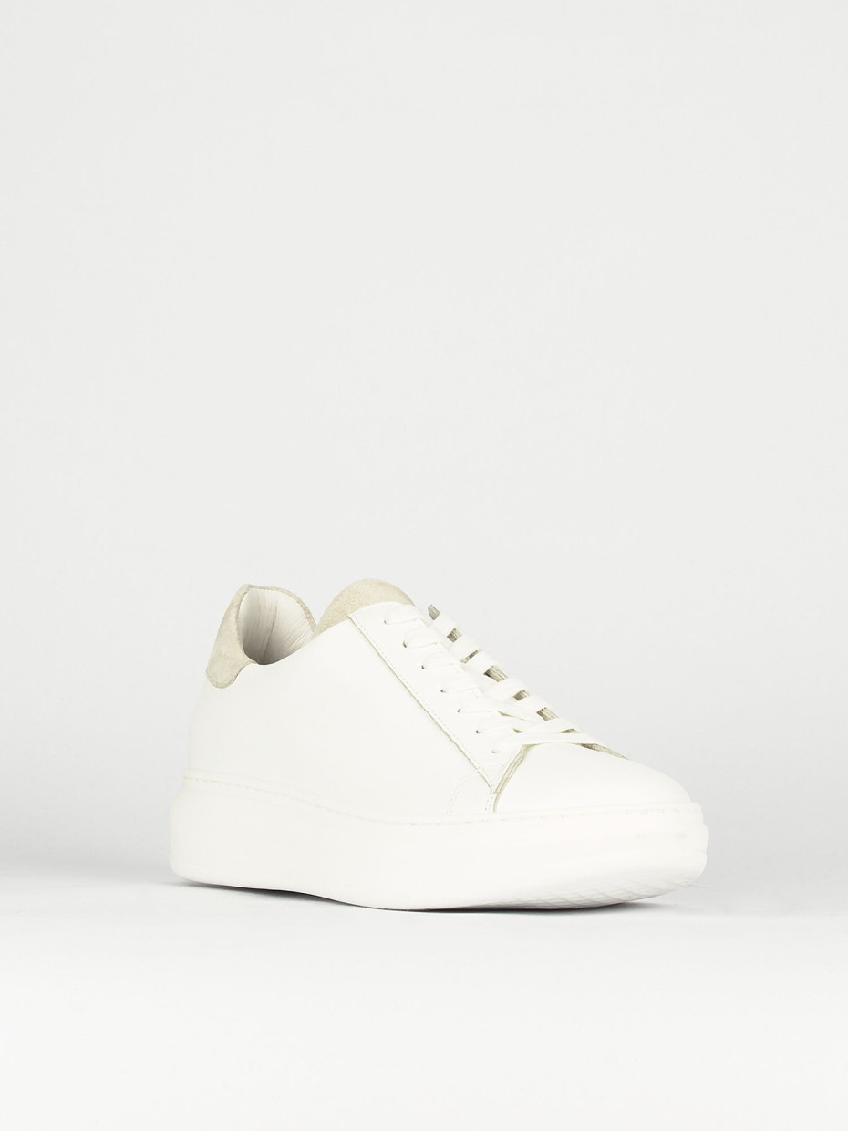 Sneakers white leather