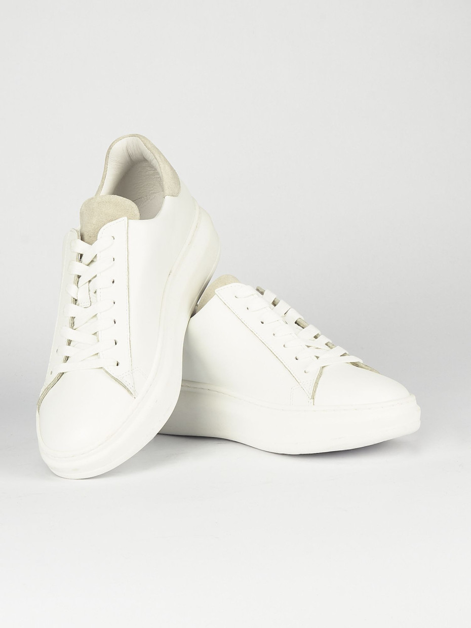 Sneakers white leather