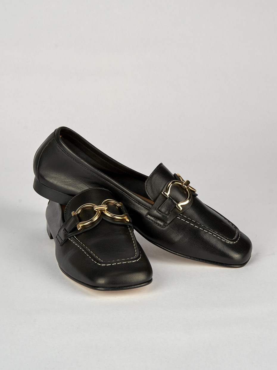 Mocassino tacco 1 cm nero pelle