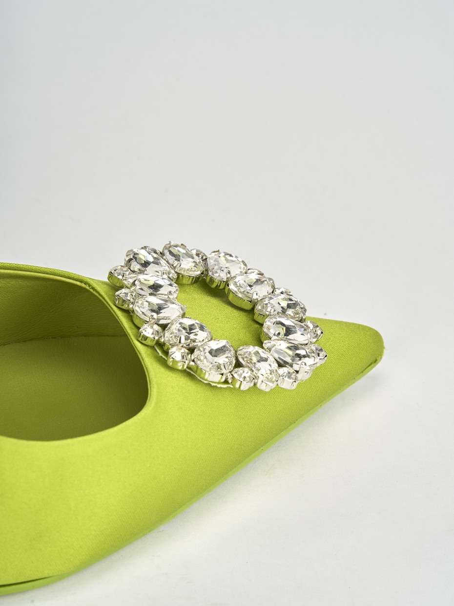 Pumps heel 9 cm green satin