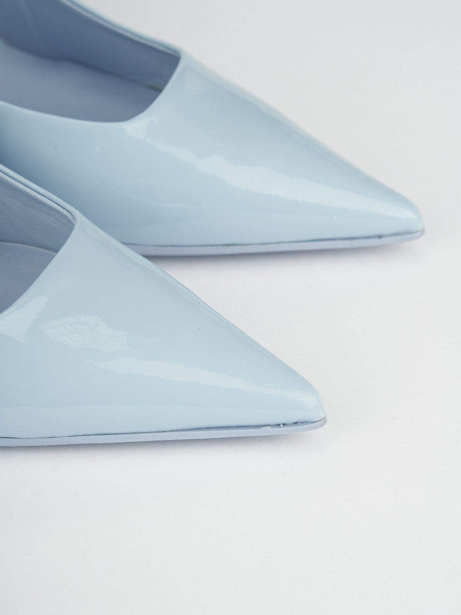 Pumps heel 9 cm light blue varnish